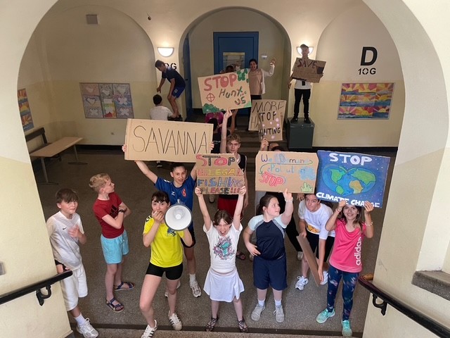 Protest walk und Verb Olympics der 6. Klassen